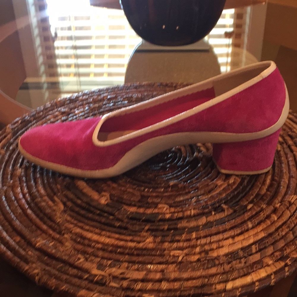 🌷Vintage Millerkins pink suede shoes
